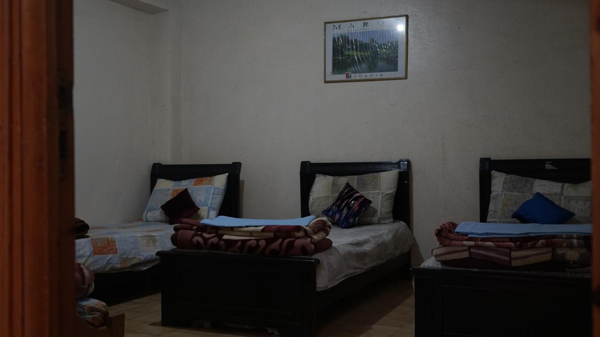 Des Jeunes Hostel *